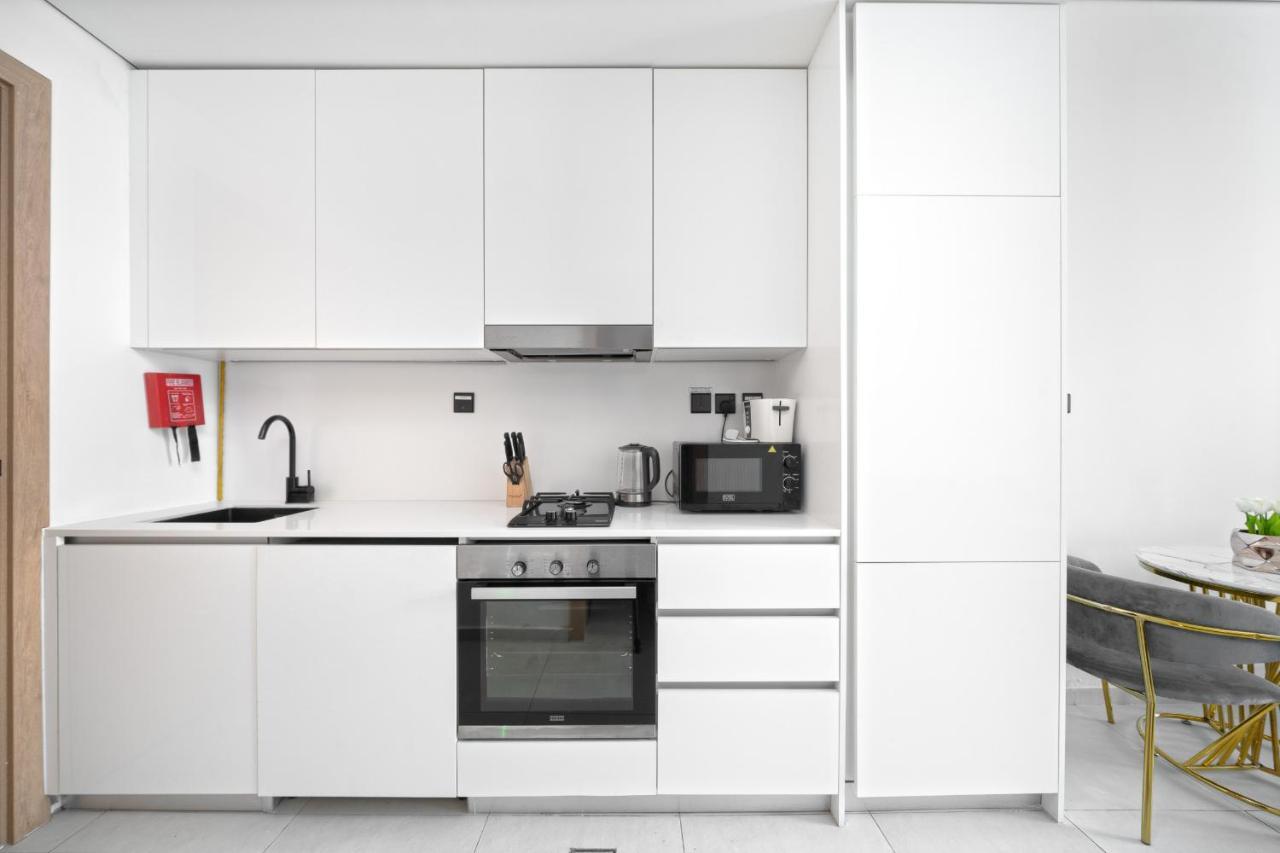 Apartment Alh Vacay - Bright In Beverly Jvc Dubai